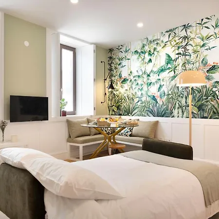 Away To Enjoy - Hapiness Has A Place * Πόρτο