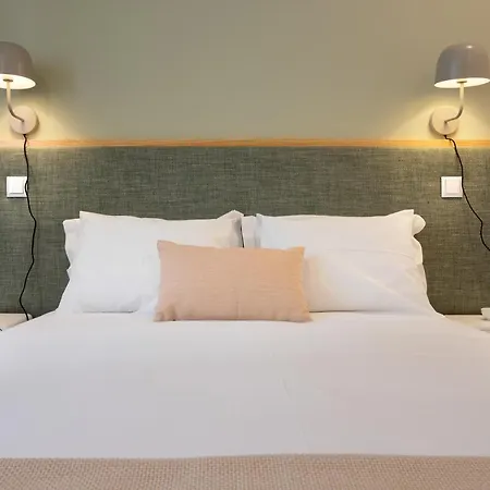 Away To Enjoy - Hapiness Has A Place بورتو